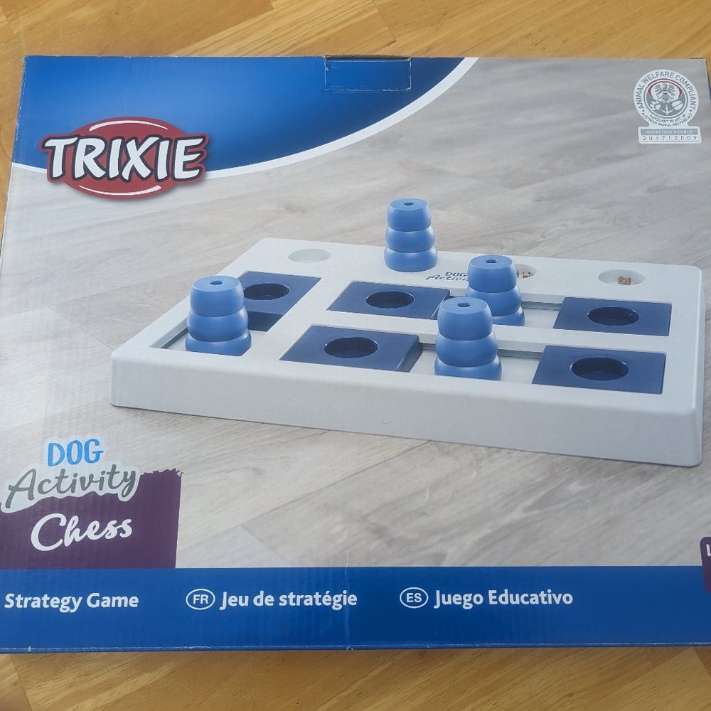 Trixie Dog Activity Chess Puzzle Game